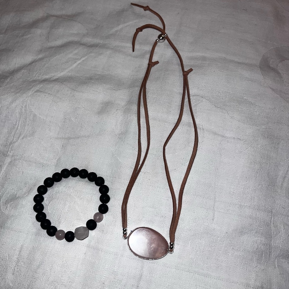 Pink stone jewelry - Picture 5 of 7